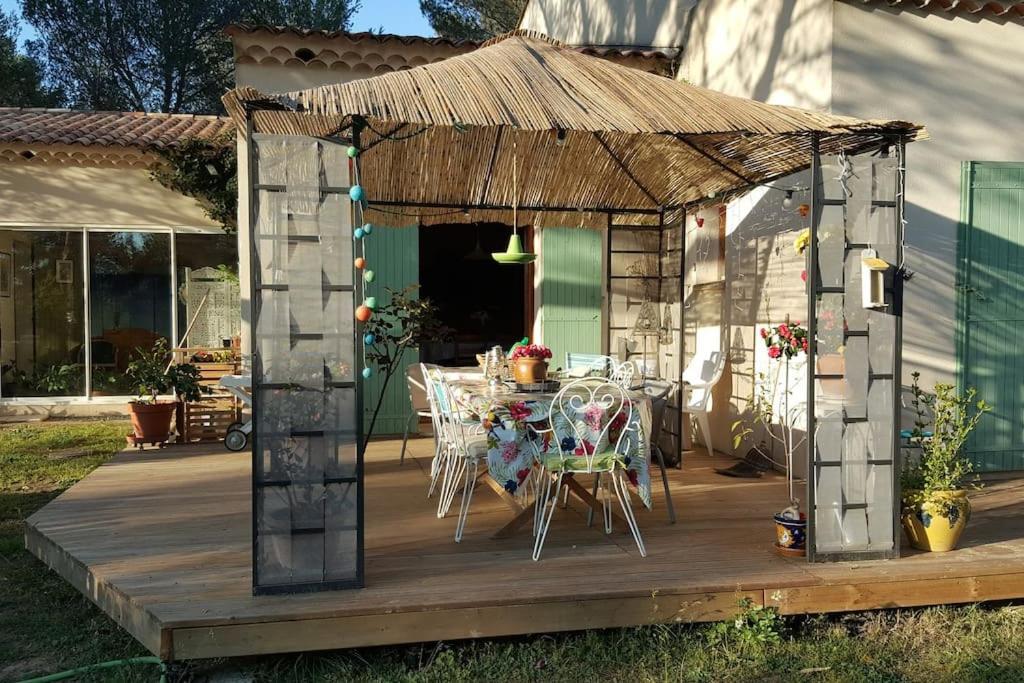 L'Oliveraie En Provence Lambesc Kültér fotó